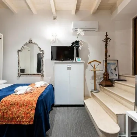 Flip Flop Apartment Bari